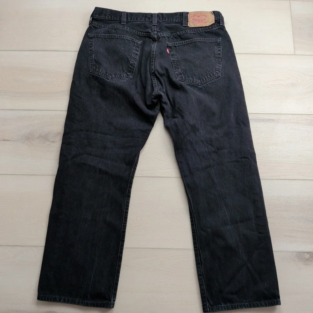 Levis no holes